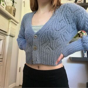 Arizona Jeans Co cropped light blue knit cardigan